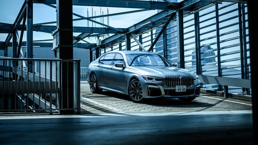  BMW M760Li xDrive (G12) 2019 года  (JP) (фото 1 из 21)